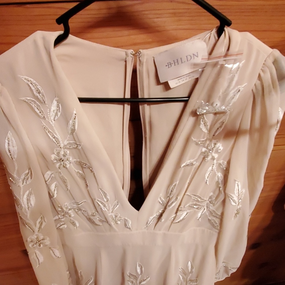BHLND Wedding dress label size 10 true size 6